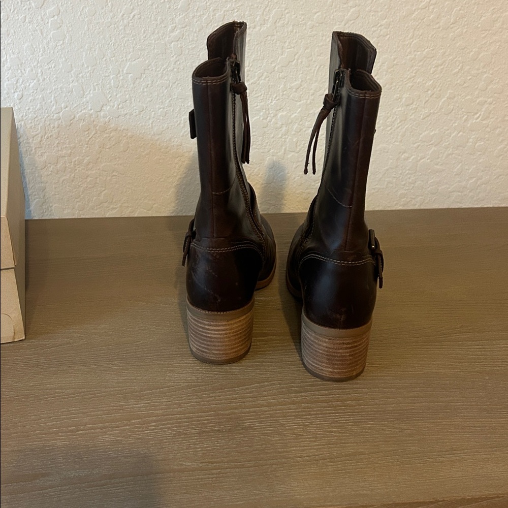 Clarks Dark Brown Leather Mid-Calf Boots - Picture 4 of 6